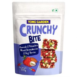 TG 110g Crunchy Bite Almonds & Pistachios Mixed Strawberries & Goji Berries